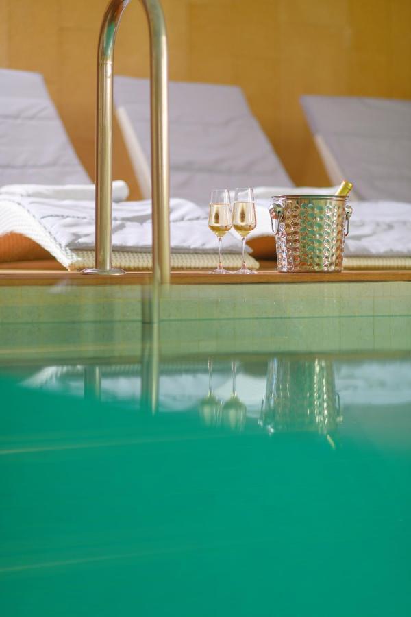 Chic Boutique Hotel Vlorë Extérieur photo