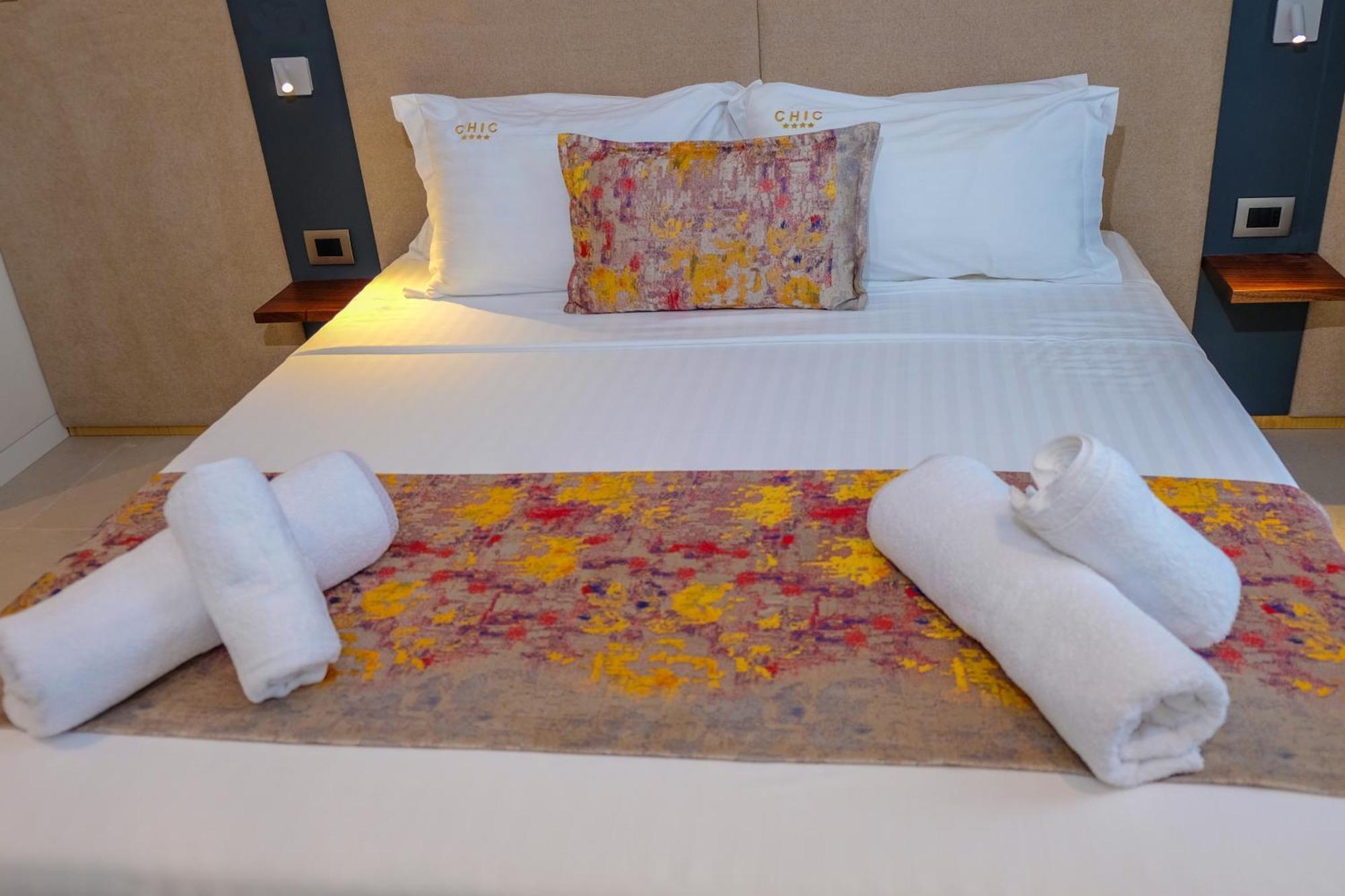 Chic Boutique Hotel Vlorë Extérieur photo
